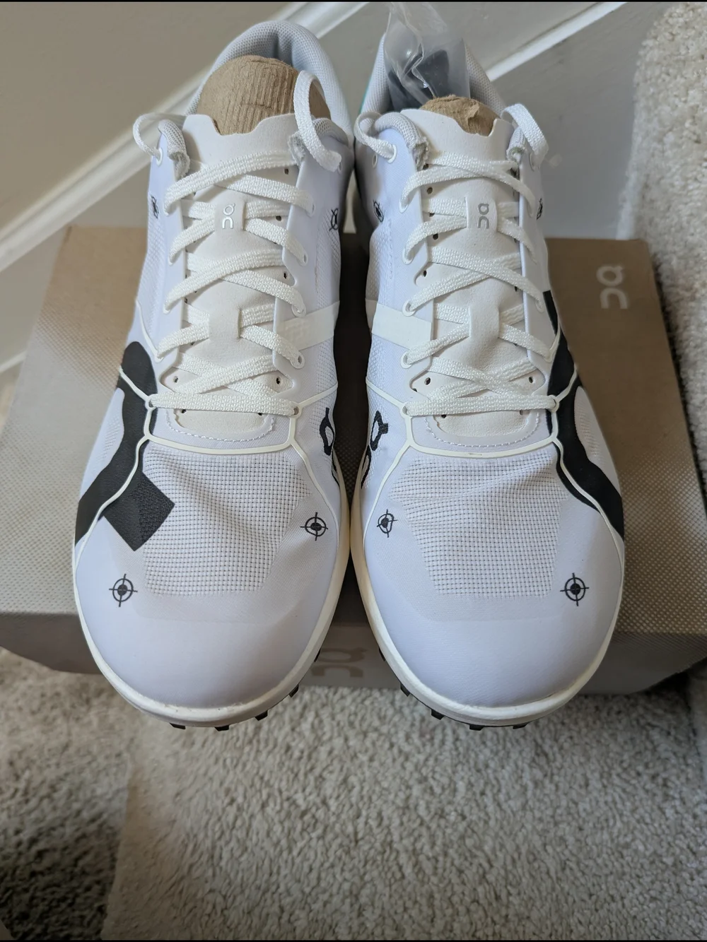 On Cloudspike Men's Track Shoes Size 10.5